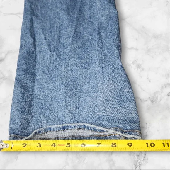 Plus Size Levis High Waisted crop Flare Jeans - Picture 7 of 7